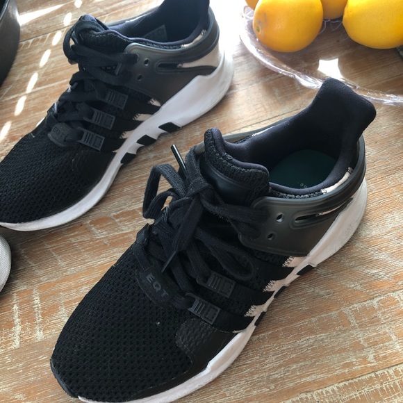 Adidas running shoes - Picture 3 of 5